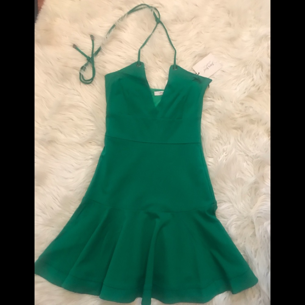 SARA BOO XS NWT GREEN DRESS